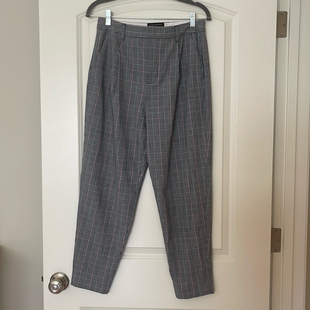 Banana Republic Tapered Pant
